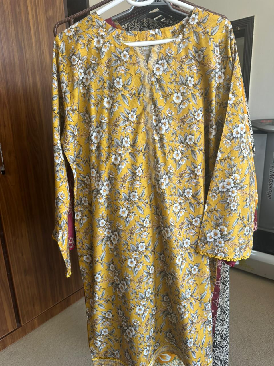 Elegant 3Pc Lawn Suits - Image 4