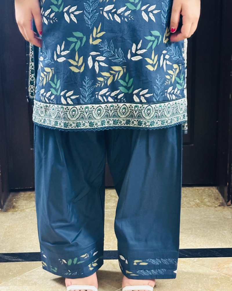 Elegant 3Pc Lawn Suits - Image 2